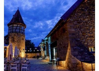 Heiraten im Freihof - Modernes Design trifft Tradition in Würzburg